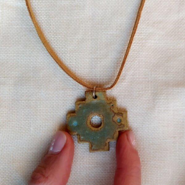 Collar de Cerámica Chakana Andina Círculo - Imagen 2